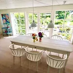 度假居 Landlig Idyl Kun 15 Minutter Fra Aalborg Centrum Klarup