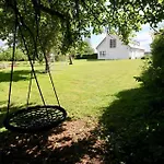 度假居 Landlig Idyl Kun 15 Minutter Fra Aalborg Centrum Klarup