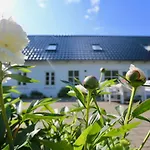 度假居 Landlig Idyl Kun 15 Minutter Fra Aalborg Centrum *