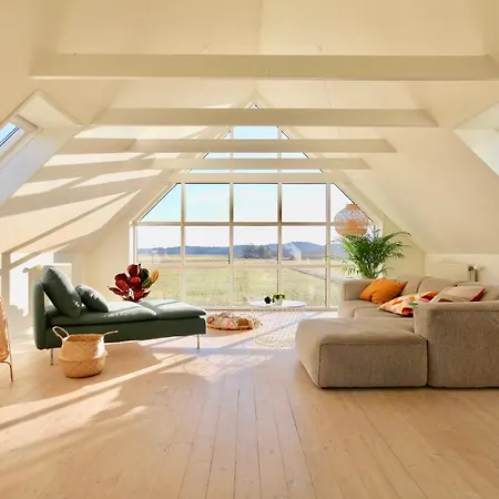 Landlig Idyl Kun 15 Minutter Fra Aalborg Centrum Holiday home Klarup