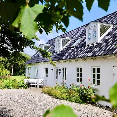 Landlig Idyl Kun 15 Minutter Fra Aalborg Centrum Holiday home