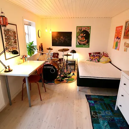 Landlig Idyl Kun 15 Minutter Fra Aalborg Centrum