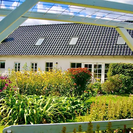 Landlig Idyl Kun 15 Minutter Fra Aalborg Centrum Ferienhaus