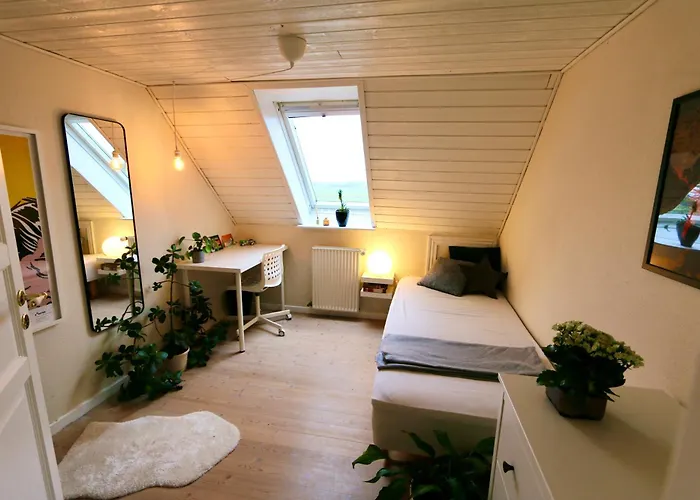 Landlig Idyl Kun 15 Minutter Fra Aalborg Centrum